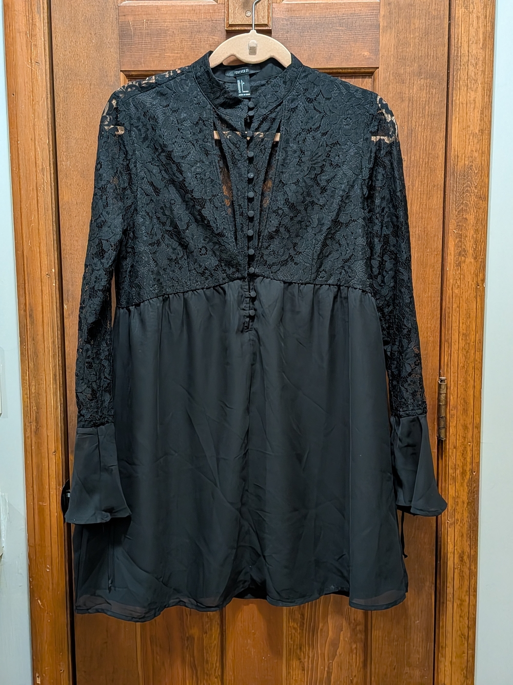 Forever 21 Black Lace Yoke Long-Sleeve Babydoll Dress